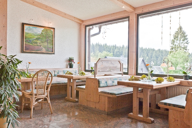 Restaurant Vugelbeerbaum mit Panoramafenster